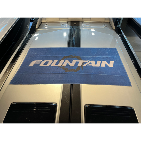 Fountain Waves Lightweight Beach Towel - Navy