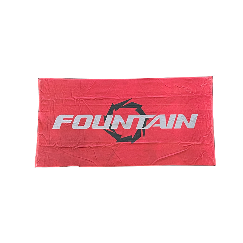 Fountain Waves Lightweight Beach Towel - Red